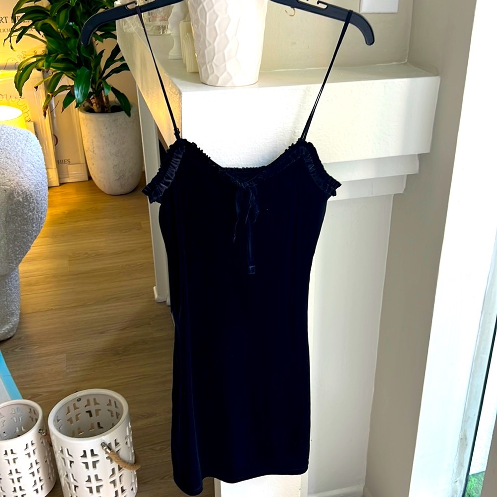 URBAN OUTFITTERS BLACK DRESS